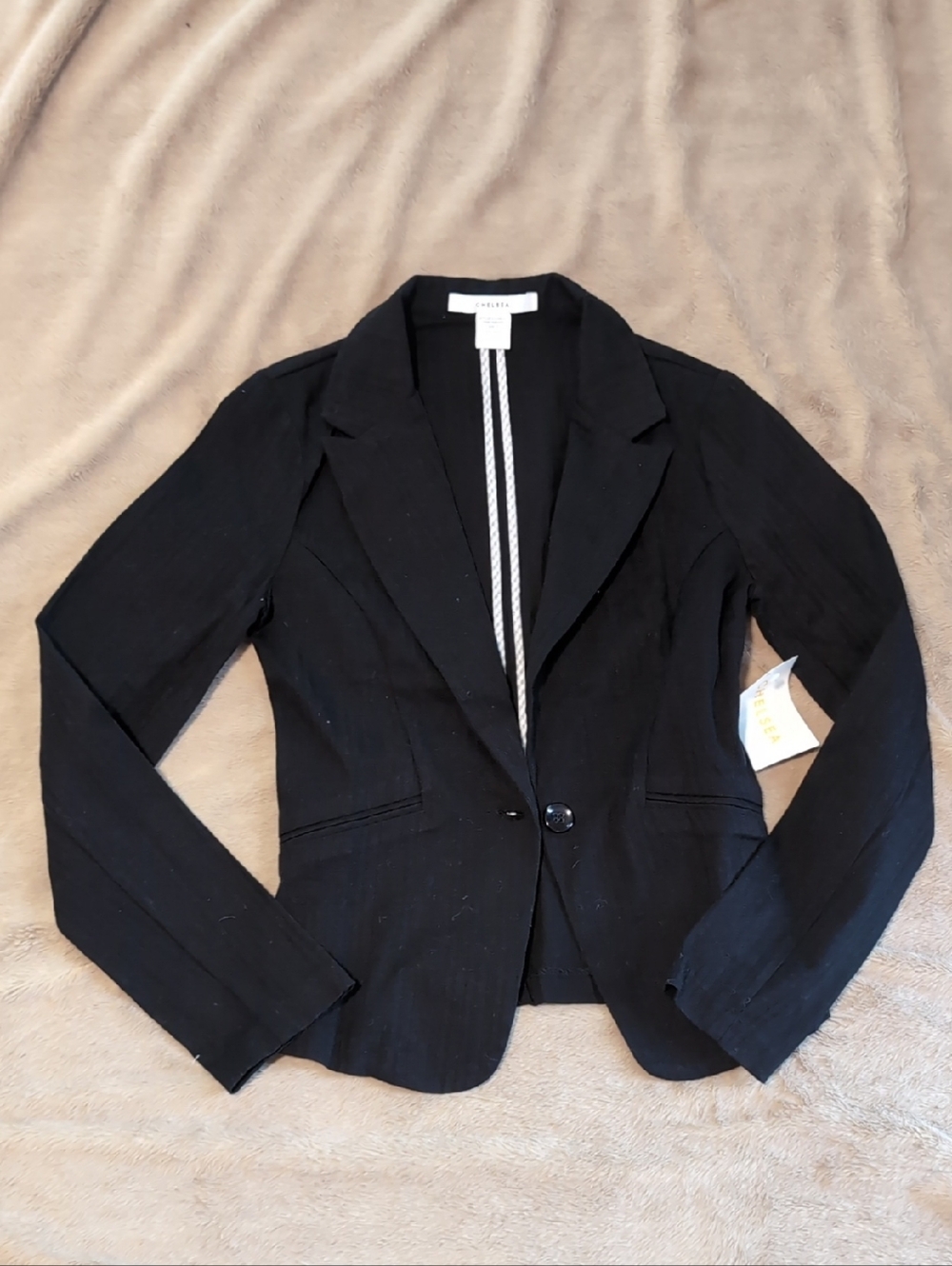 Tailored Black Single-Button Double Breasted Blazer
